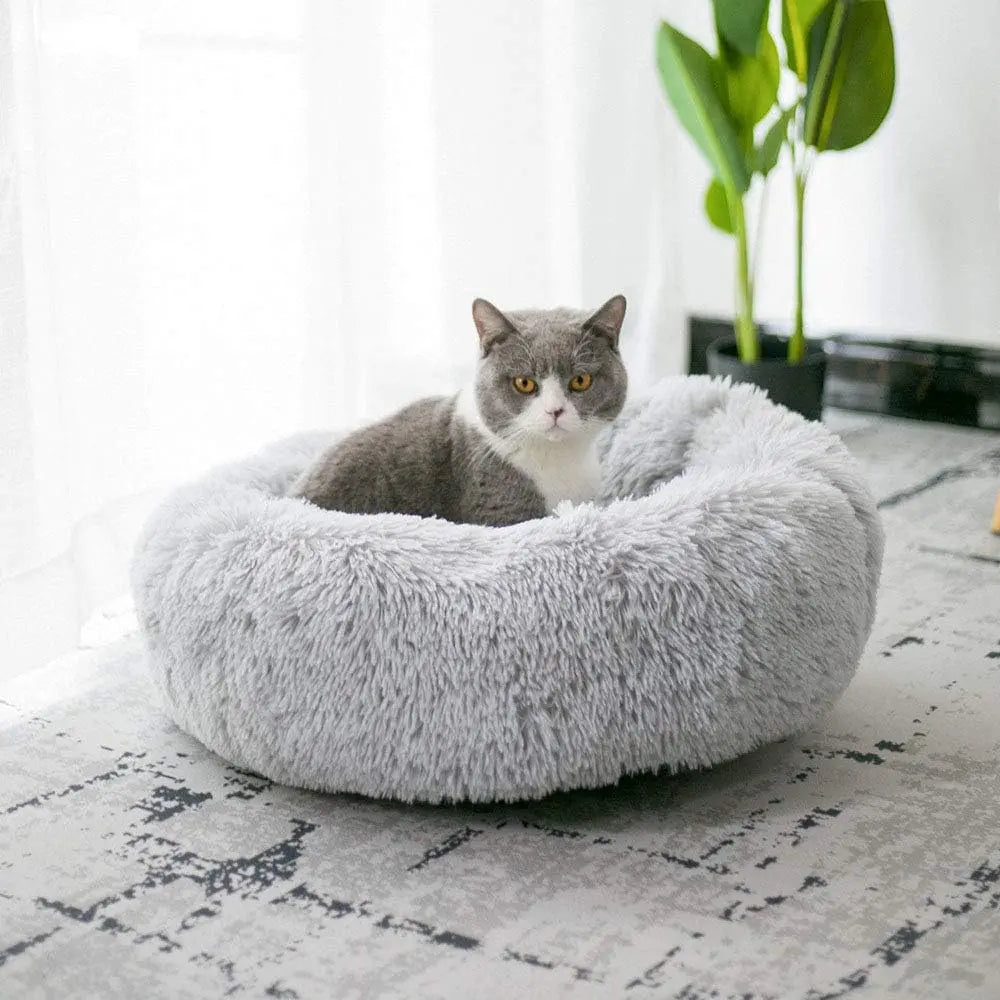 Soft Plush Round Bed for Cats - Safe Paws